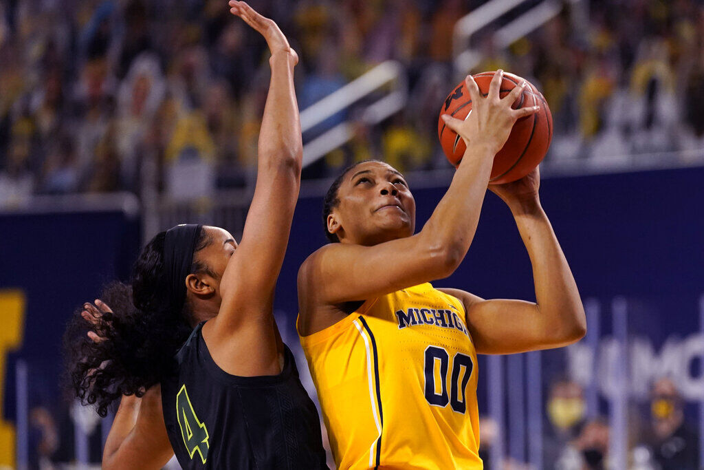 Naz Hillmon, Michigan